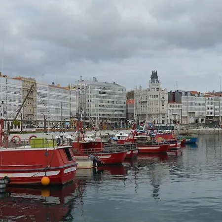 Torre De Hercules Apartman A Coruña
